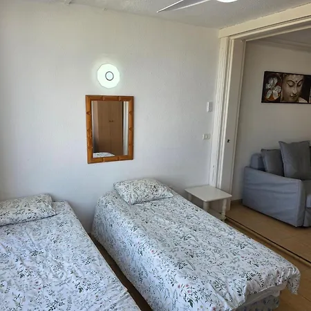 Jacaranda Mit Pool Apartment